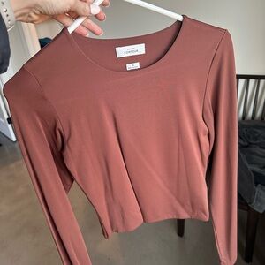 Aritzia Babaton Contour Crewneck